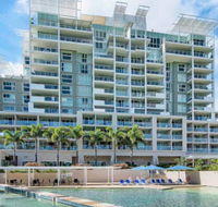 Pelican Waters Golf Resort and Spa Unit 1006 - Stays Accommodation