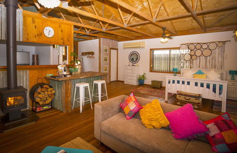 Peppercorn Cabin - Stays Accommodation 0