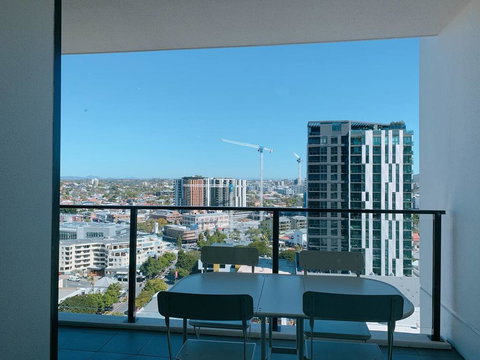 Perfect Location APT W Roof Top Pool/GYM - Stayed 3