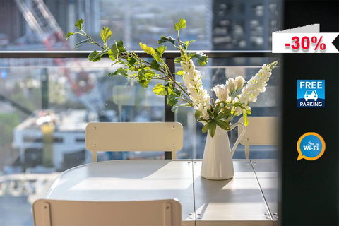 Perfect Location APT W Roof Top Pool/GYM - Stayed 0