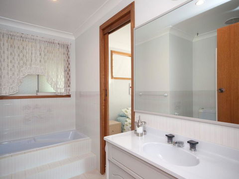 Pet Friendly - Family Holiday Home - Pets Welcome - Stays Accommodation 2