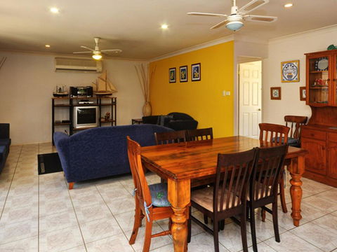 Pet Friendly - SeaWest - Stays Accommodation 1