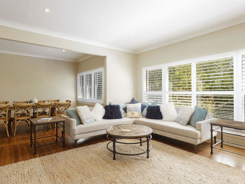 Pet Friendly - Summer Cottage - Stays Accommodation 2