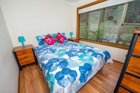 Pet Friendly Lentara St 8 - Fingal Bay - Stayed 2