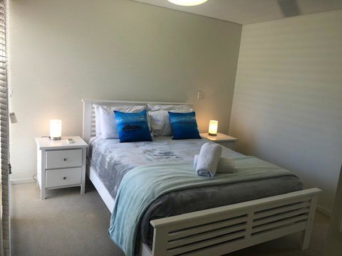 Phil's Place On Airlie - Stays Accommodation 1