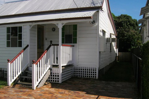 Pine Cottage - Stayed 0
