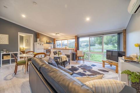 Platypus Waters B&B - Stays Accommodation 0