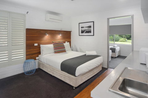 Pleasant Way River Lodge - Stayed 2