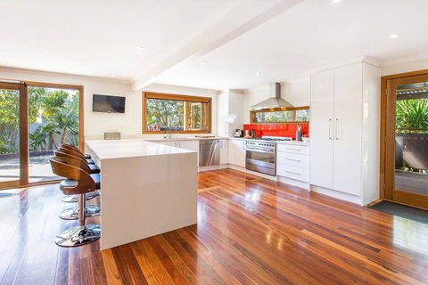 POINT LEO BEACH HOUSE - POINT LEO - Stayed 1