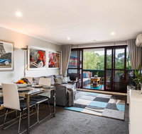 Poolside Sydney 1 Bedroom Apartment - Stayed
