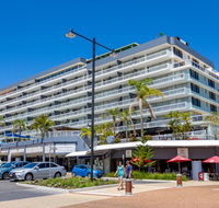 Port Pacific Resort - Stays Accommodation