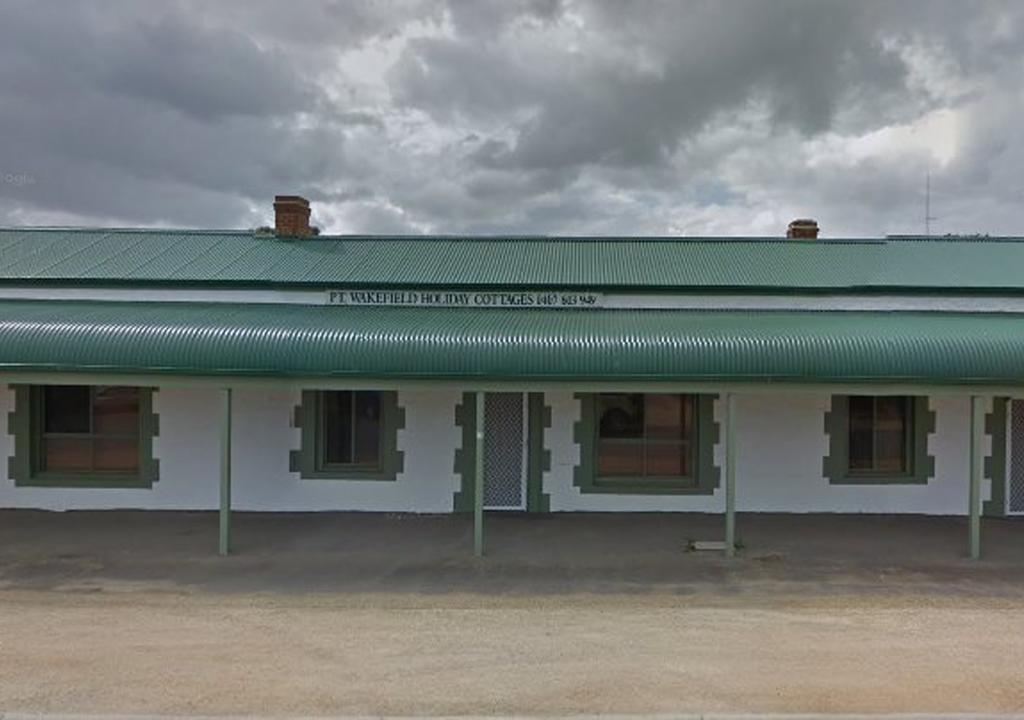 South Hummocks SA Stayed