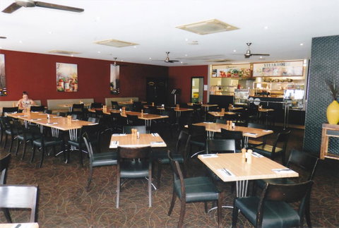 PRECINCT HOTEL GLADSTONE - Stays Accommodation 3