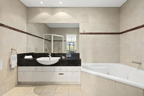 Quality Hotel Parklake Shepparton - Stayed 3