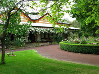 Book Woolsthorpe Accommodation Vacations Stayed Stayed