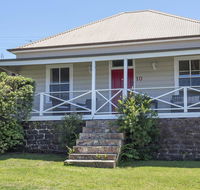 Quarryman's Cottage - country style in town - Stays Accommodation