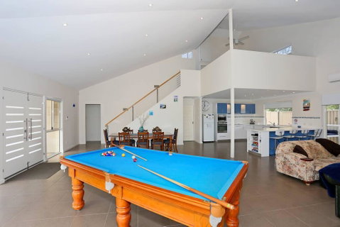 Relax At Falcon By The Bay - Stays Accommodation 0