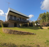 Relax where the river meets the ocean - Stays Accommodation