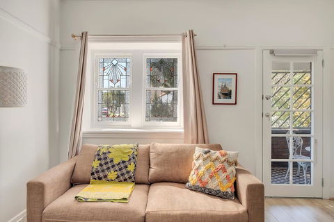 Renovated Brighton Beach Stay Home - Stayed 2