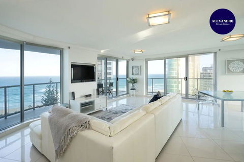 Resort Style Beach Apartment - Surfers Paradise - Stayed 0
