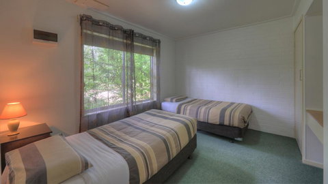 Restaway Holiday Units - Stayed 3