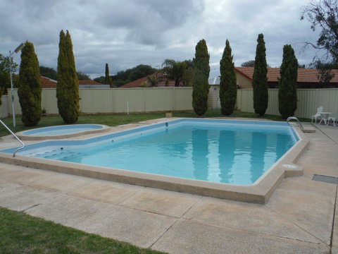 Restawile Motel - Stays Accommodation 0
