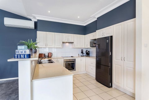 Resthaven - In The Heart Of Shoal Bay - Stayed 3