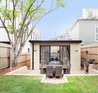 RIPPLES-hosted byL'Abode Accommodation