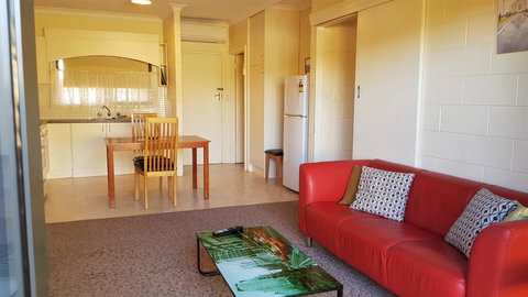 Rise N' Shine - Min Stay 4 Nights - Stayed 2