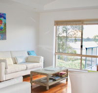 Riverside Views Hawks Nest - Stays Accommodation