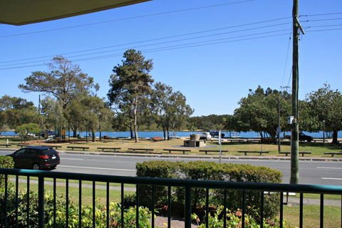 RIVERVIEW, UNIT 6, CURRUMBIN - Stayed 1