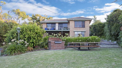 ROANJOKA - DROMANA.... - Stays Accommodation 1