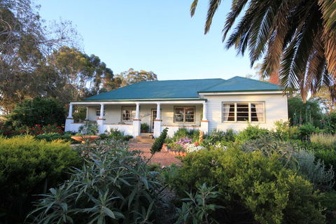 Rostrata Country House - Stayed 0