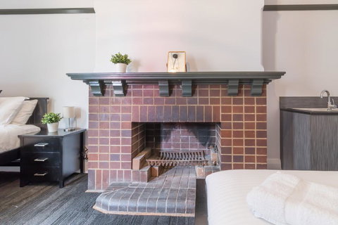 Royal Hotel Ryde - Stays Accommodation 3