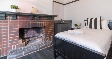 Royal Hotel Ryde - Stays Accommodation 2