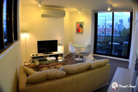 Royal Stays Apartments Melbourne - Docklands - Stayed 2