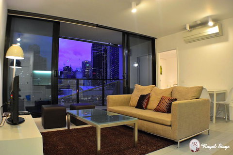 Royal Stays Apartments Melbourne - Docklands - Stayed 3