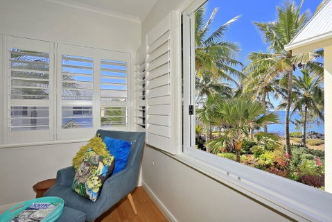 Royle Palms Beach Front Villa - Stayed 2