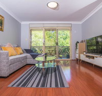 Rustic Hardwood 2 Bedroom Apartment in Randwick - Stayed
