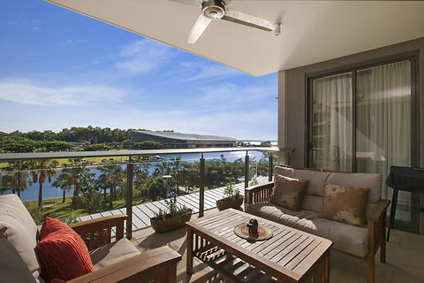 Saltwater Suites - 1,2 & 3 Bed Waterfront Apartments - Stayed 2