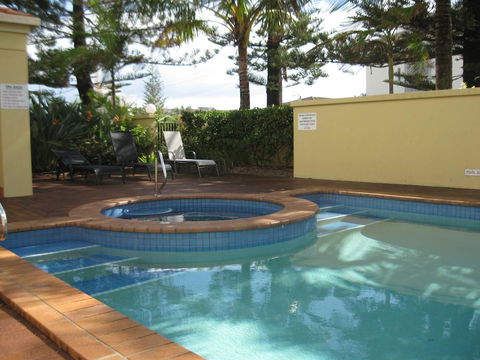 San Delles Apartments - Stayed 2