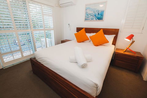Sanctuary Lake Apartments - Stayed 3