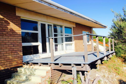 Sand N Sun Beach House - Stays Accommodation 2