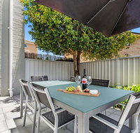 Sandcastles Unit 7 - Fingal Bay - Stayed