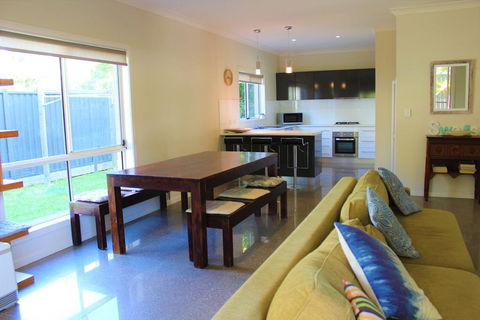 Sawtell Swells - Stayed 2