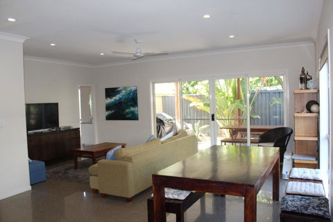 Sawtell Swells - Stayed 1