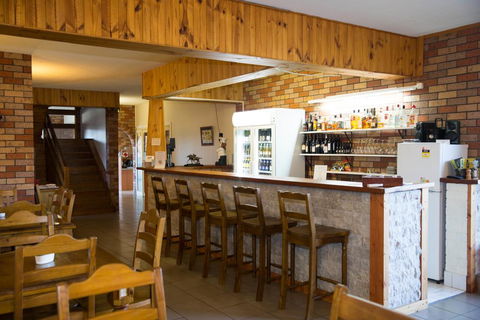 Scone Motor Inn & Apartments - Stays Accommodation 3