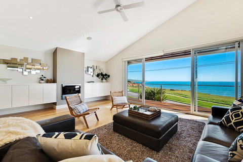 Sea La Vie - Stayed 3