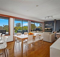 SEA URCHIN - beautiful Skenes Creek home - Stays Accommodation