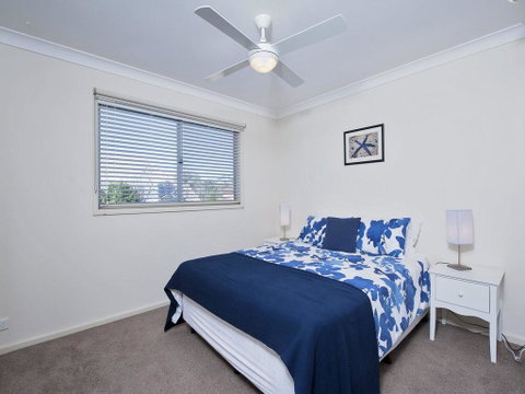 Sea Whispers @ Fingal Bay - Stayed 3